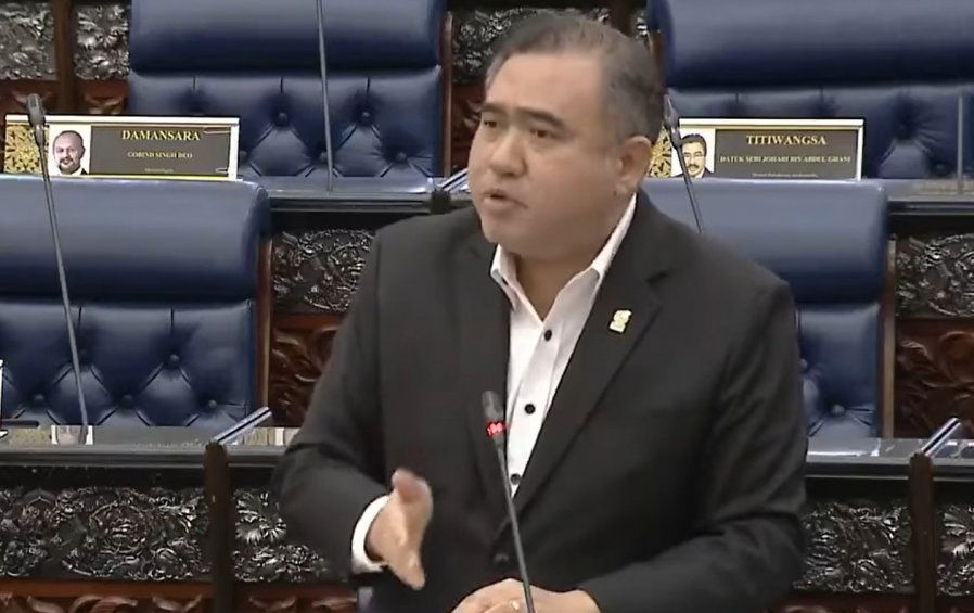 下议院秩序因槟城LRT陷混乱　陆兆福一句“反对党别嫉妒”引爆骂战