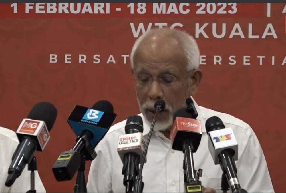 Almost 30 per cent of Umno division chiefs are new faces