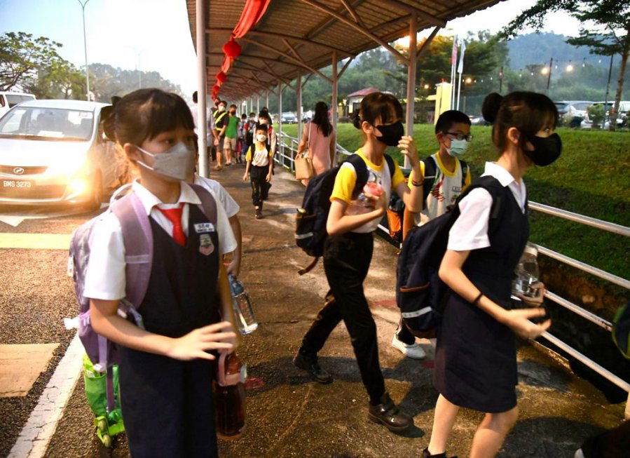 【2026预算案】2026年起开学援助金　将由学校教师直接发给家长