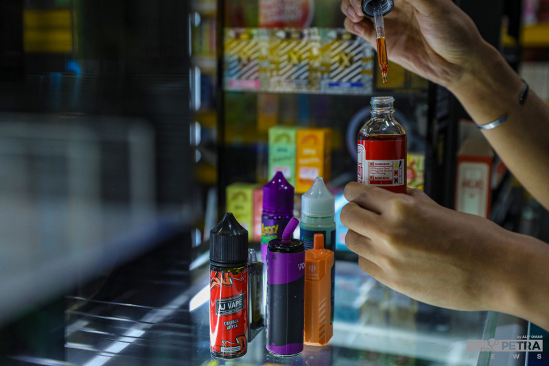 Total ban on vape not the right solution, says Teresa Kok