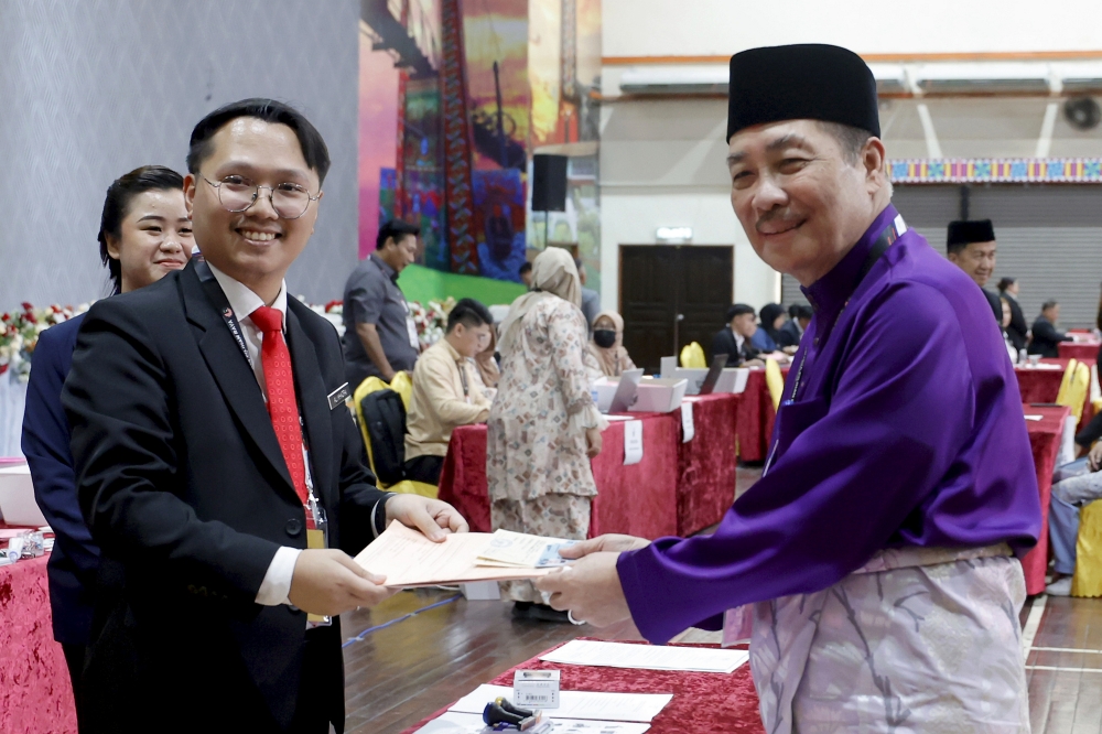 Sabah titans enter the ring: Hajiji, Shafie, Bung submit nominations